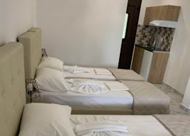 MANGO Skiathos 2