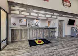 Super 8 by Wyndham Dickson 3