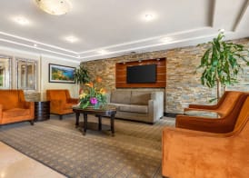 Best Western Plus Orange County Airport North 2