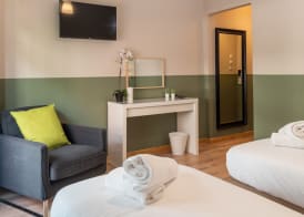 HOTEL_TIER 4