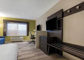 Holiday Inn Express & Suites CHICAGO WEST - ST CHARLES by IHG 5