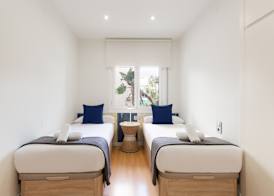 Sitges Group Beach Dreams 5