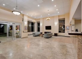 Ramada by Wyndham Cleveland Airport West 2