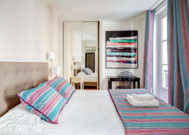 Apartments Du Louvre - Le Marais 4
