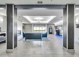 Platinum Inn & Suites Webster 2