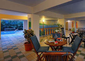 TreeHouse Blue, Hotel & Serviced Apartments 3