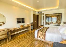 Coral Bay Resort 3