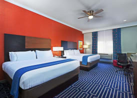Holiday Inn Express & Suites HOUSTON EAST by IHG 2