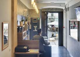 Boutique Suites Joyce 5