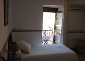 Hostal Alba Taruta 3