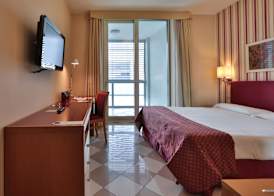 UNA Hotels The One Milano Hotel & Residence 2