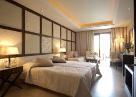 Theartemis Palace 4