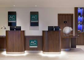 AC Hotel by Marriott Saint-Julien-en-Genevois 4