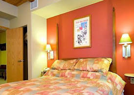 Mountain Edge Suites at Sunapee, an Ascend Collection Hotel 4