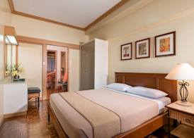 Tropicana Suites 4