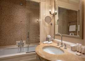 Rose Garden Palace Roma by OMNIA hotels 5