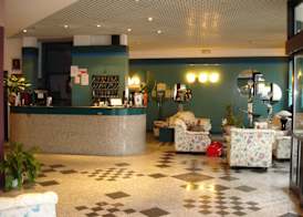 Hotel Plaza 2