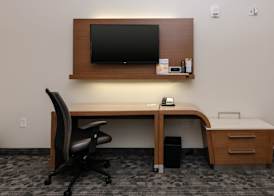 Courtyard by Marriott Savannah Airport 5