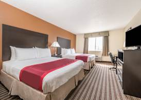 Days Inn & Suites by Wyndham Dallas 5