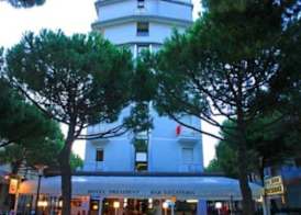 Hotel President 5