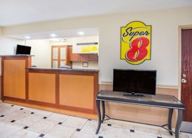 Super 8 by Wyndham Harrisonburg 2