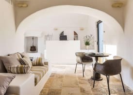 Borgo Canonica 2