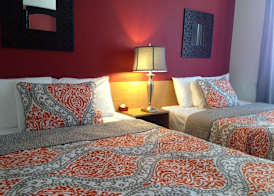 Touchstone Hotel - City Center 3
