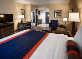 Best Western Plus Ardmore Inn & Suites 4