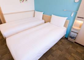 Toyoko Inn Tokyo Shinjuku gyoemmae eki 3 ban Deguchi 5