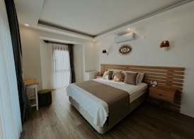 Marla Suite Hotel 5