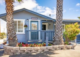 The Monterey Fireplace Inn 2