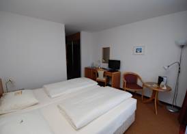 HK Hotel Düsseldorf City 5