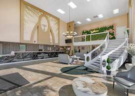Quality Inn & Suites Conference Center 3