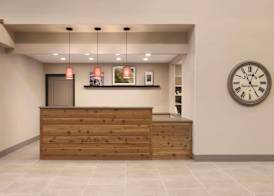 Country Inn & Suites by Radisson, Ft Atkinson, WI 4