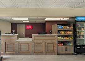 Red Roof Inn & Conference Center Chicago - Aurora Fox Valley 3