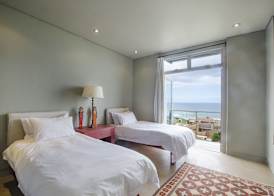 10 Elf Beach House 3