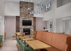 Hampton Inn & Suites Clinton - I-26 5
