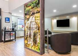 Comfort Inn 4