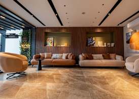 FLY POINT AIRPORT HOTEL 4