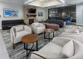 Four Points by Sheraton Kansas City Airport 2