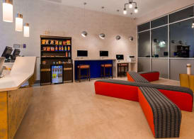 GLō Best Western Brooklyn NYC 2