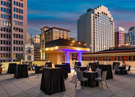 Embassy Suites by Hilton San Antonio Riverwalk Downtown 2