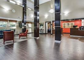 Comfort Inn & Suites Love Field-Dallas Market Center 2