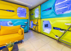 Capsule Inn 2