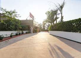 Hotel Airport Residency 4