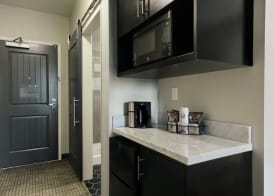 Oxford Suites Paso Robles 5