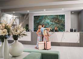 Floridays Orlando Two & Three Bed Rooms Condo Resort 5