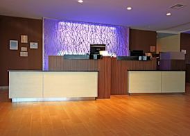Fairfield Inn & Suites by Marriott London 2