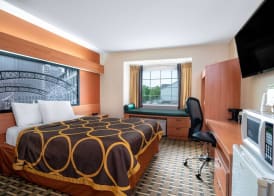 Super 8 by Wyndham Columbus West 5