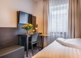 Signature Hotel Astoria 5